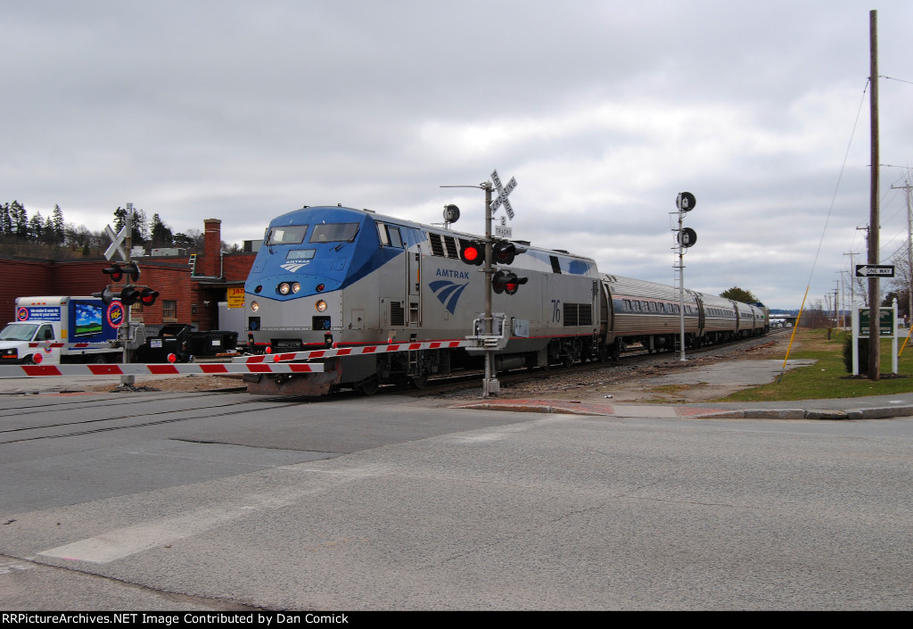 Amtrak 691 Approaches Congress Street